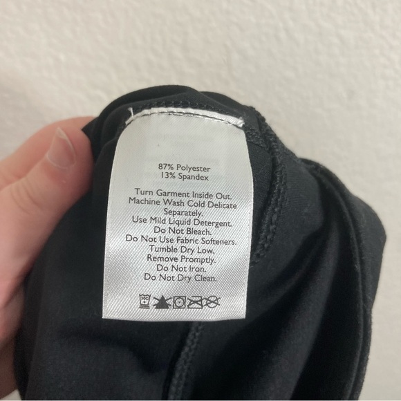 Eddie Bauer Low Rise Cropped Leggings - Black - Medium - Picture 5 of 7